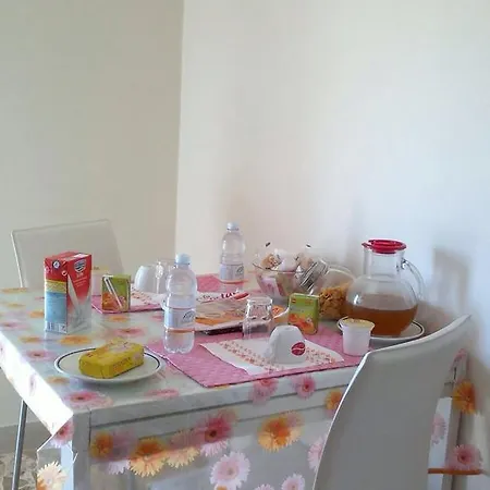 بيت ضيافة Damareta House